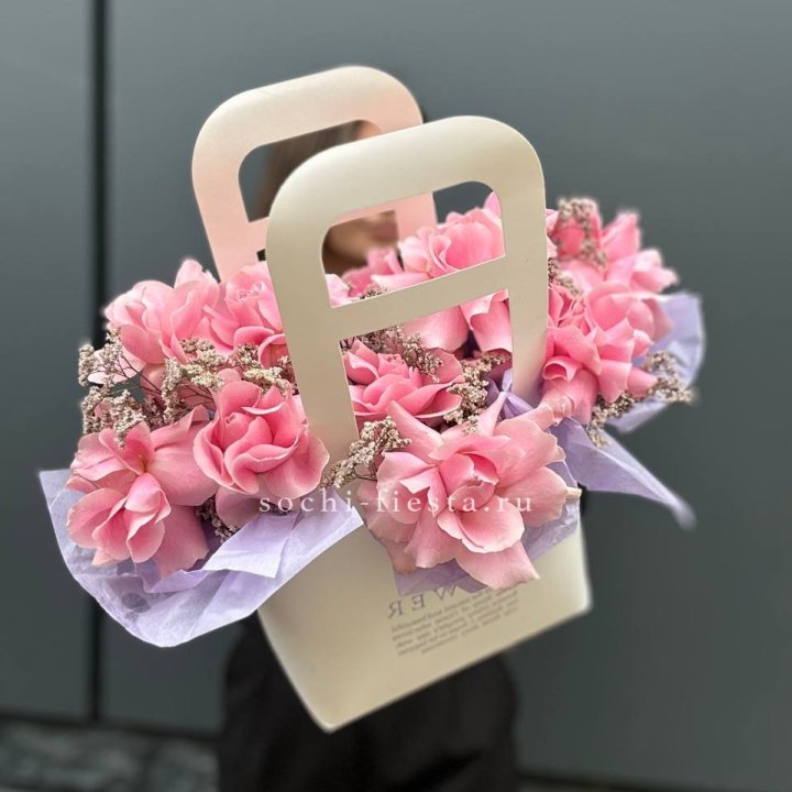 Сумочка розовых роз "Плинки" в Самаре