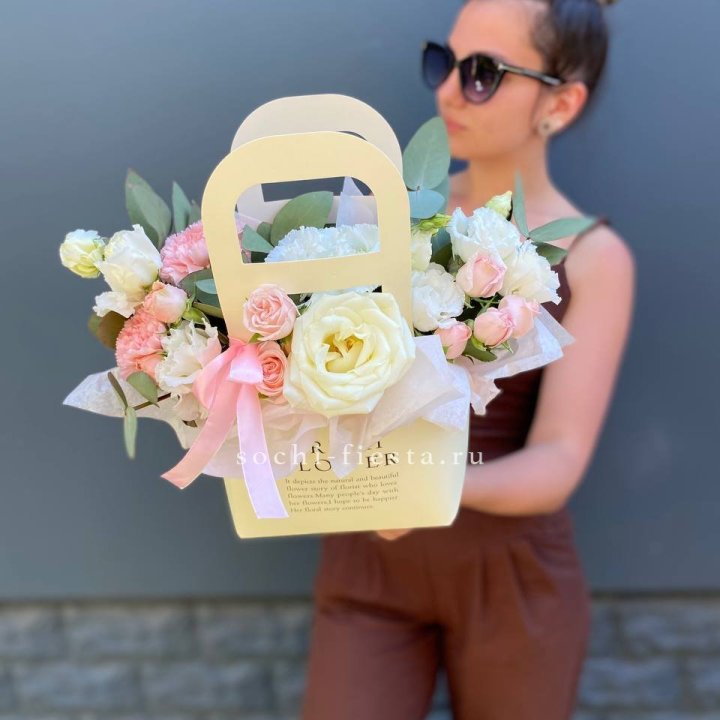 Цветочная сумочка "Рафаэль" в Самаре
