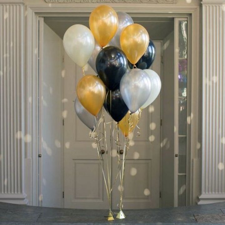 Фонтан шаров "Фаерворк" в Самаре