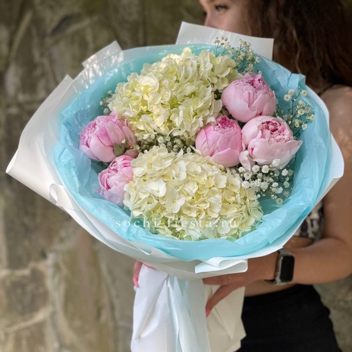 Букет с пионами "Блюсом" в Самаре