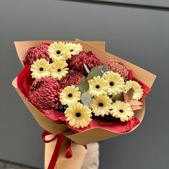 Букет гербер и хризантем Бигуди в Самаре