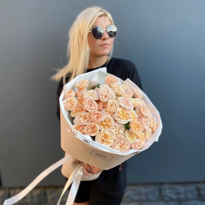 15 пионовидных роз №2 в Самаре