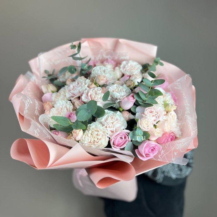  Букет  "Любовь в её глазах" в Самаре