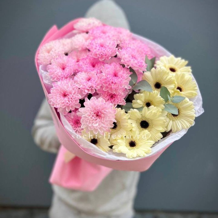 Дуо хризантем и гербер в Самаре