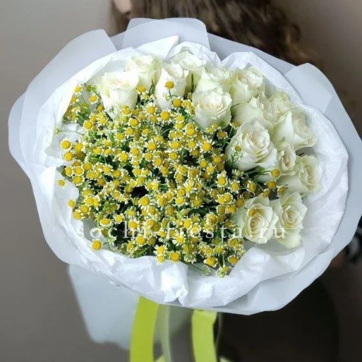 Букет ромашек и роз "Полина" в Самаре
