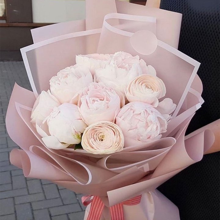 Пионы и ранункулюсы в Самаре