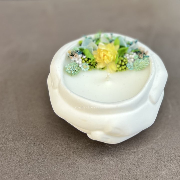 Свеча ароматическая в гипсе Руки в Самаре