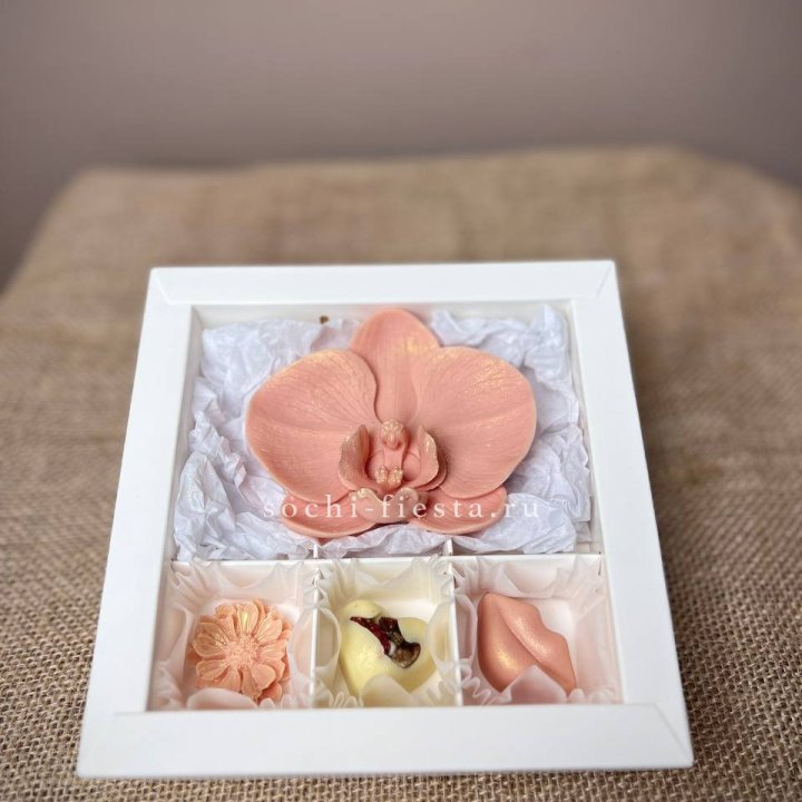 Конфеты из шоколада с Орхидеей в Самаре