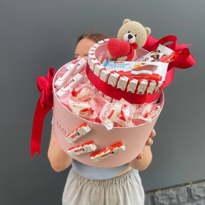 Бокс киндерами и раффаэлло 2 в Самаре