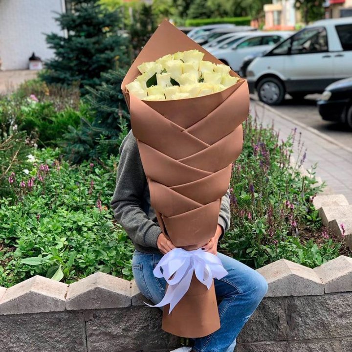 Голландские розы белые "Рыбка" в Самаре