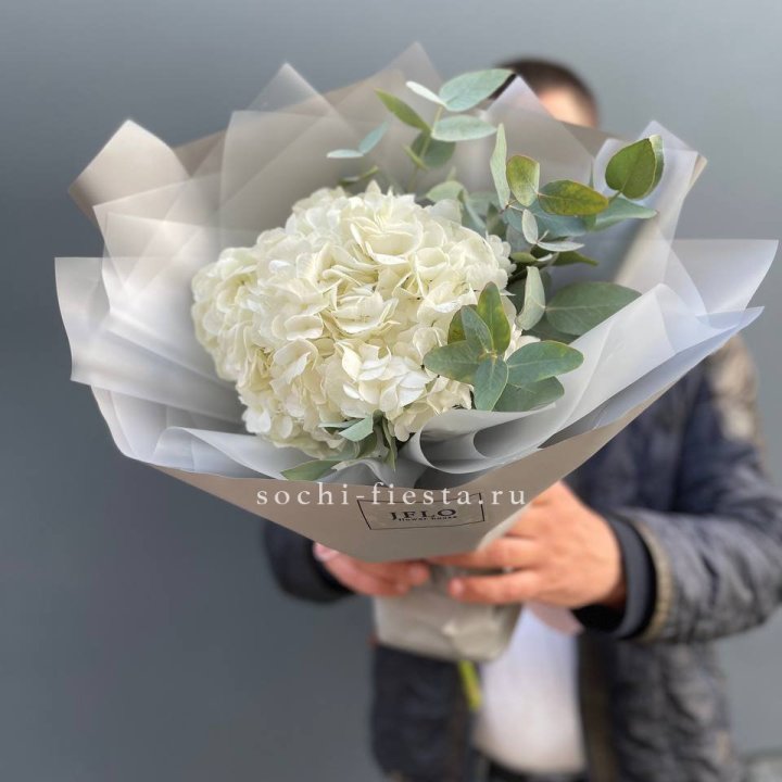  Букет  из белой гортензии в Самаре