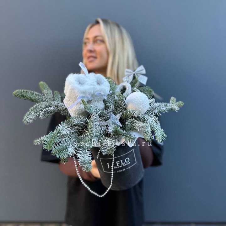 Новогодний бокс "Ботс вайт" в Самаре