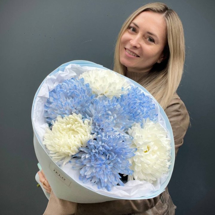 Букет из 7 хризантем  в Самаре