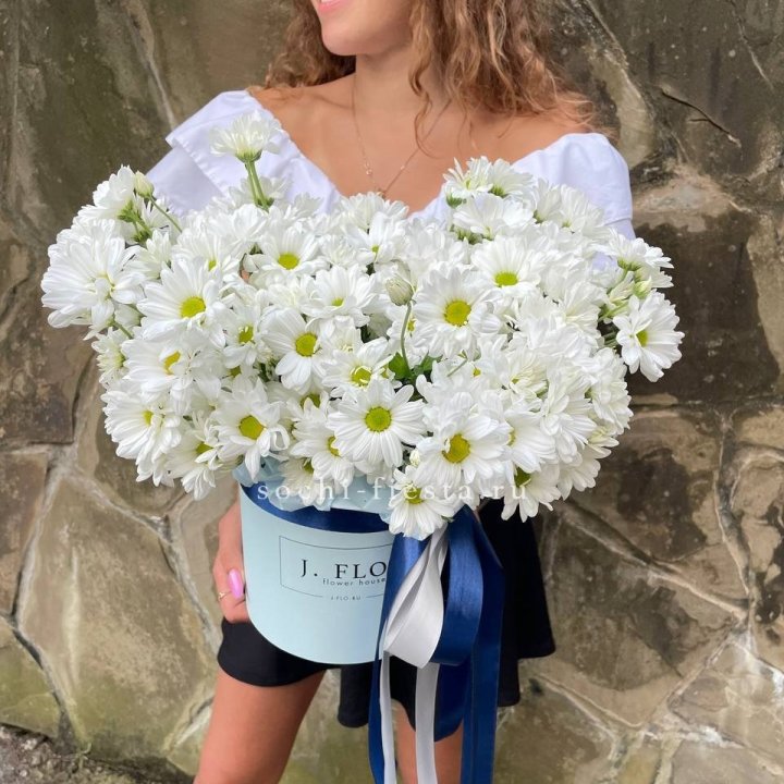 Коробка с хризантемами №2 в Самаре