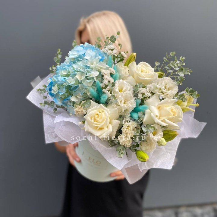 Цилиндр в голубых оттенках №1 в Самаре