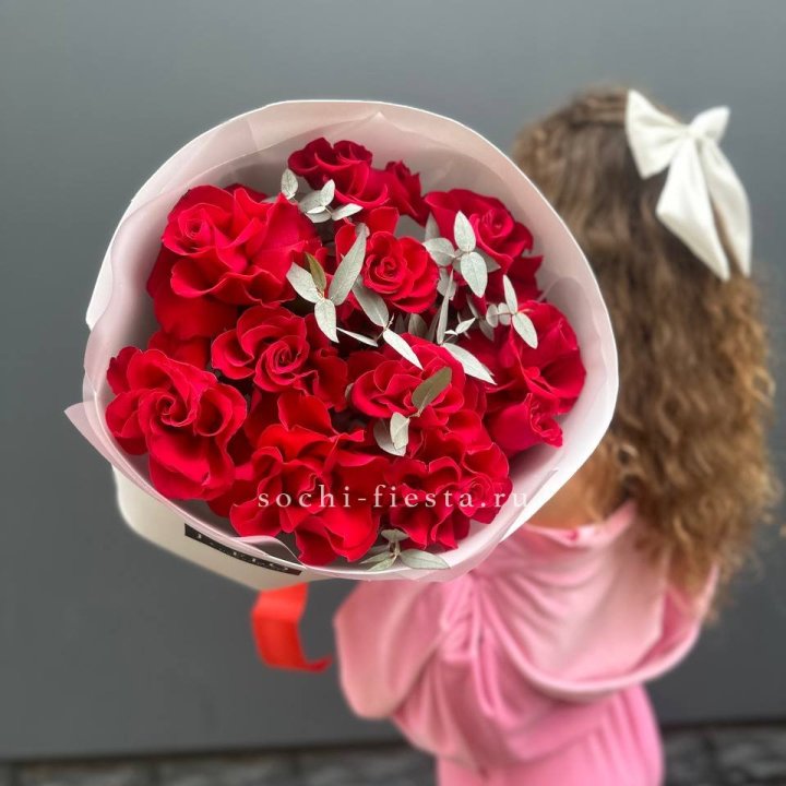 11 Красных французских роз в Самаре