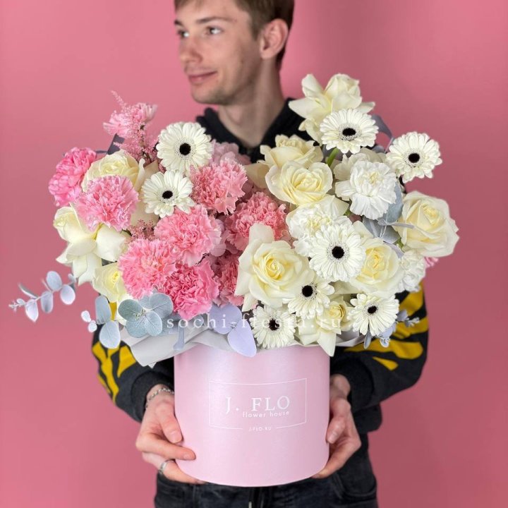 Дизайнерский бокс "Индира" в Самаре