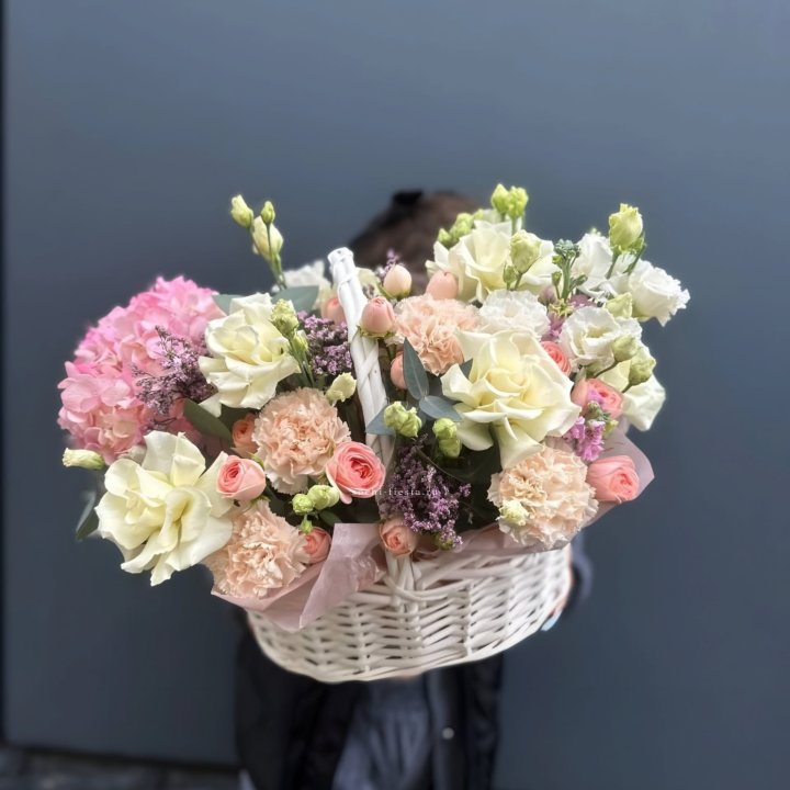 Цветочная корзина "Софтнес" в Самаре
