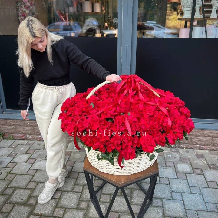 201 французская красная роза в Самаре