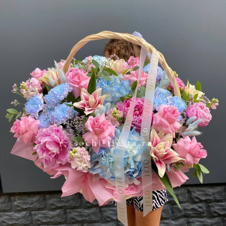 Яркая корзина "Летнее настроение" в Самаре