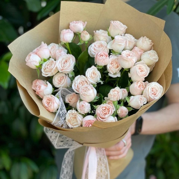 Кустовые розы букет №1 в Самаре