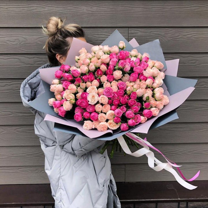 55 роз микс кустовых в Самаре