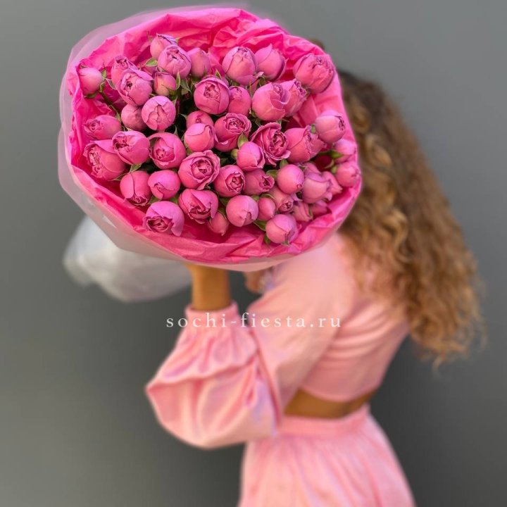 Букет из пионовидных роз  в Самаре
