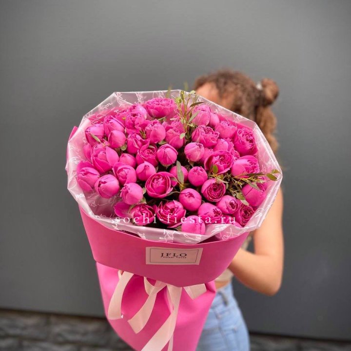 Кустовые розы букет Мисти Баблс в Самаре