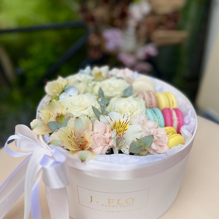 Цветочный бокс "Ника" в Самаре