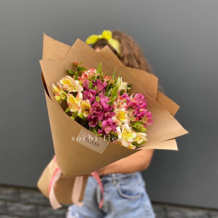 Альстромерии в крафте в Самаре