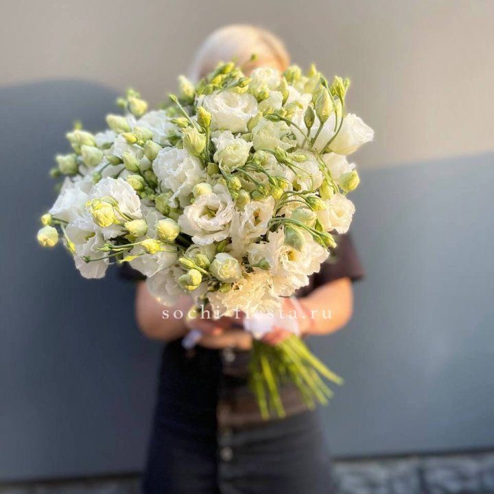 Букет эустом под ленту  в Самаре