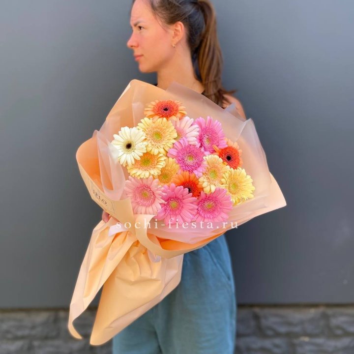 Букет разноцветных гербер в Самаре
