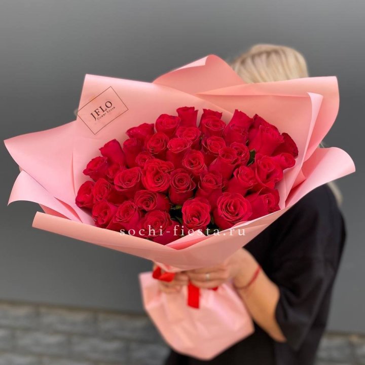 35 красных роз в Самаре