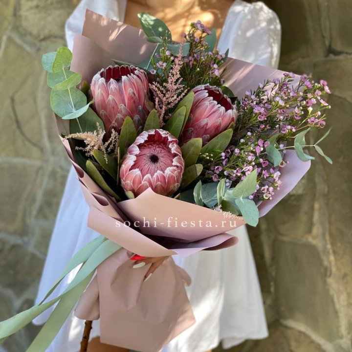 Букет из протеи "Клеопатра"  в Самаре