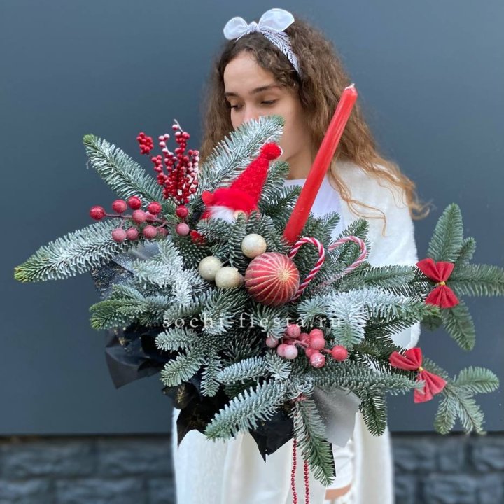 Композиция в бокале красная в Самаре