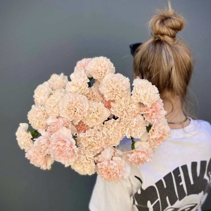 Охапка диантусов  в Самаре