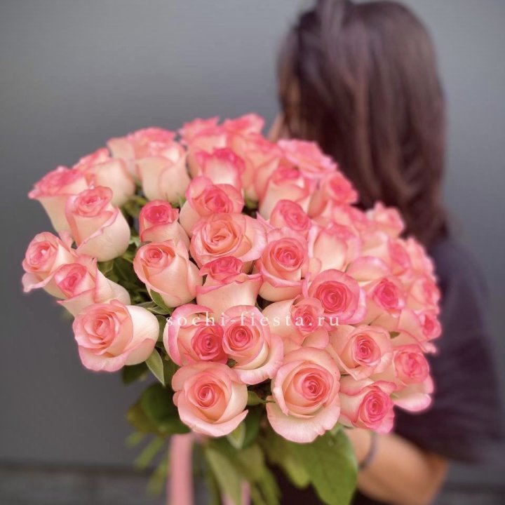 Охапка Роз Джумилия в Самаре