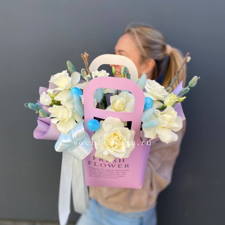 Цветочная сумочка "Пасхальная композиция" в Самаре