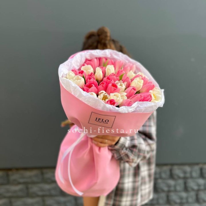 51 бело-розовый тюльпан в Самаре