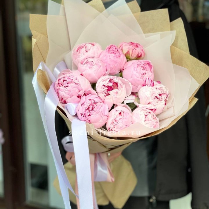 11 пионов в оформлении в Самаре