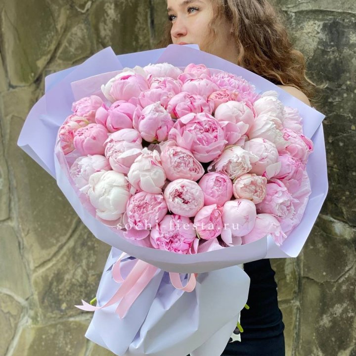 39 нежных пионов в Самаре