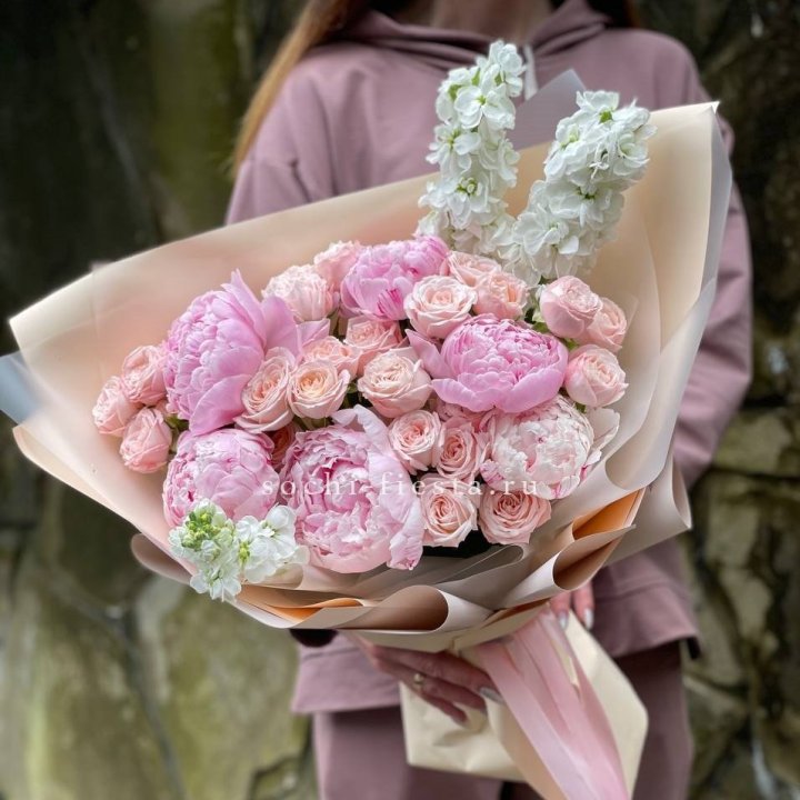 Букет с пионами №1 в Самаре