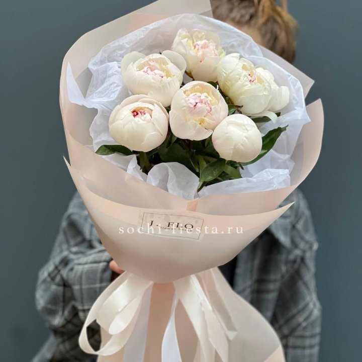 Букет белых пионов в Самаре