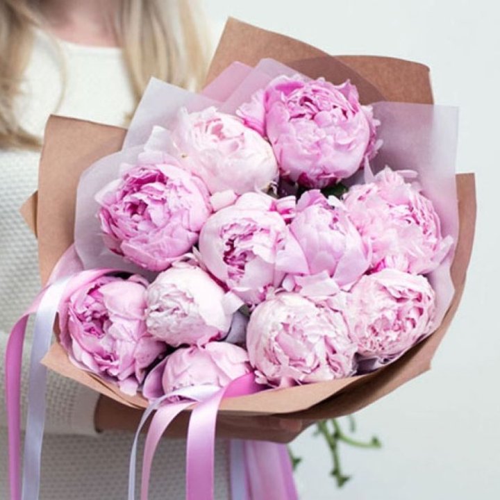 11 нежных пионов в Самаре