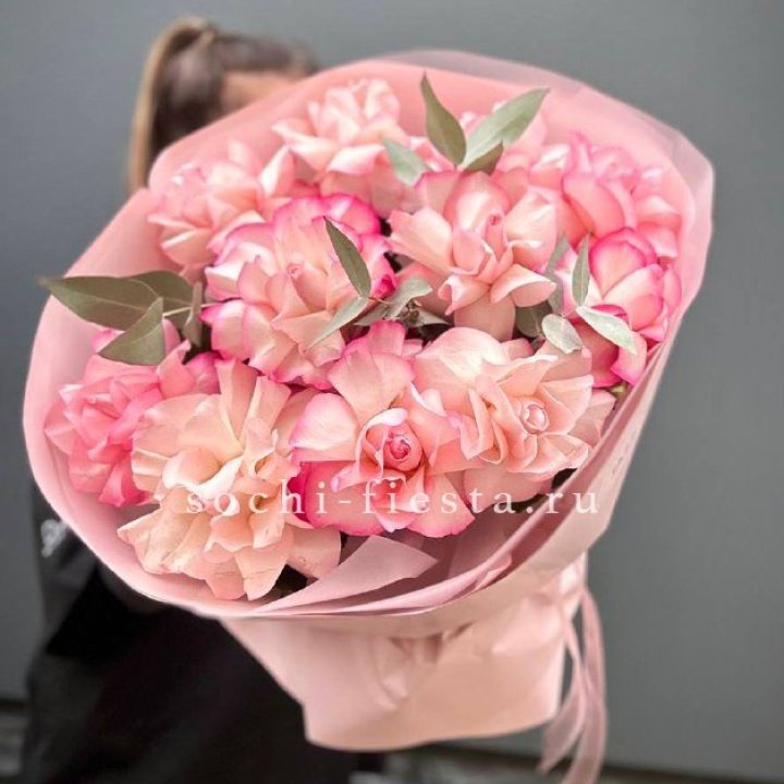 Нежно- розовые французские розы Венди в Самаре