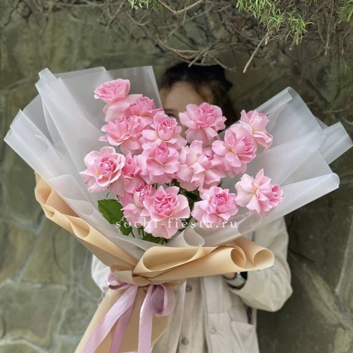 Букет из 15 французских роз Пинк дрим в Самаре