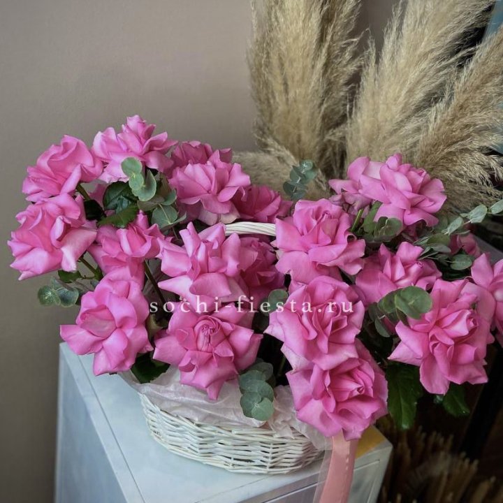 25 роз в цветочной корзине Пинк в Самаре
