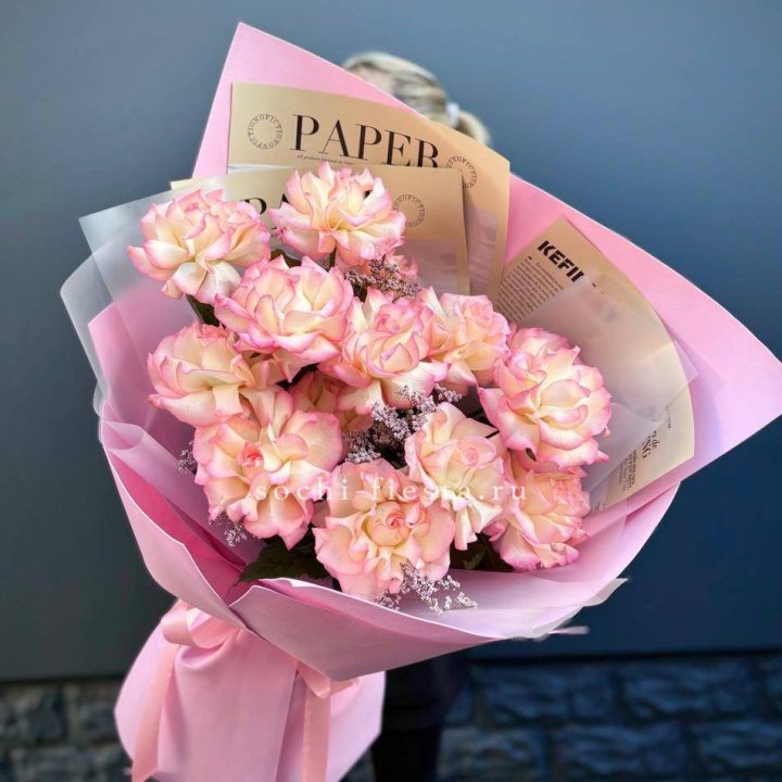 15 французских роз "Джумилия" в Самаре