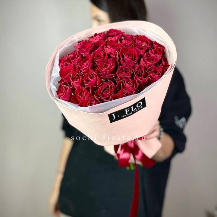 35 кенийских роз в Самаре