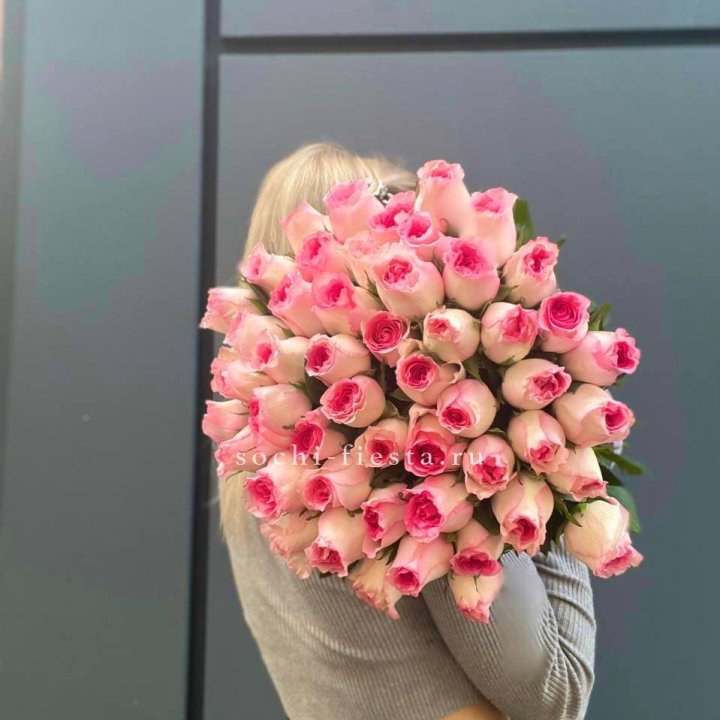 51 розовая роза в Самаре